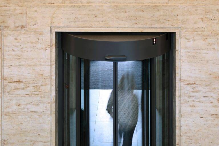 10 Sicherheitsschleuse Detail