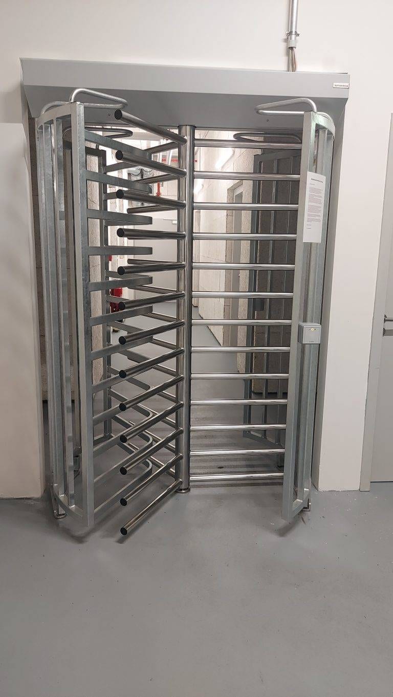 2 Drehkreuz FTS Ausführung RC2 Eingangsseite