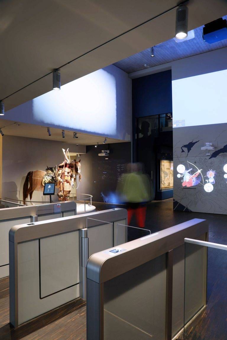 Sensorschleuse Argus 60 Detail Glasfüllung im Samurai Museum Berlin