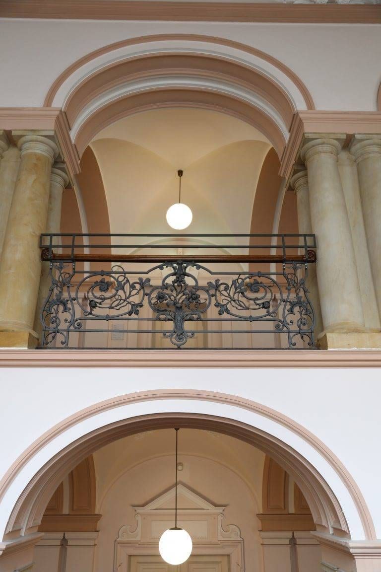 7 historische Details