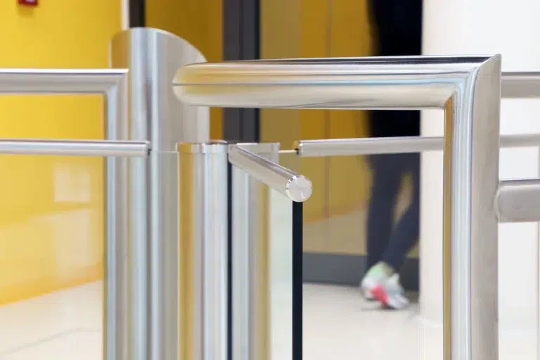 9-halbhohes-drehkreuz-detail-1