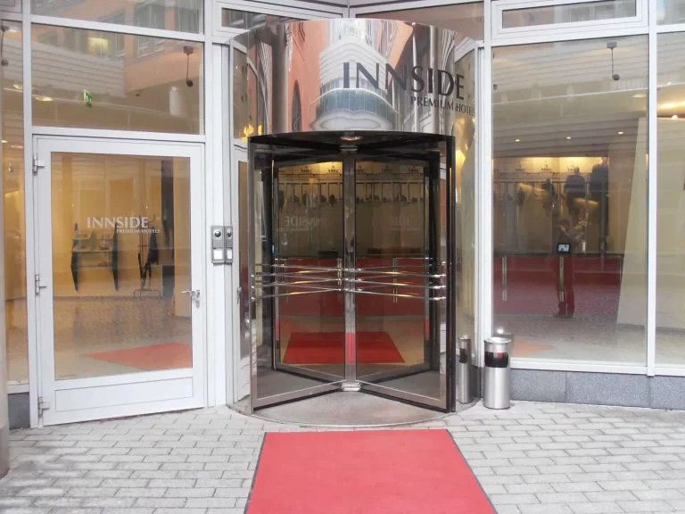 karussell-tueren-004