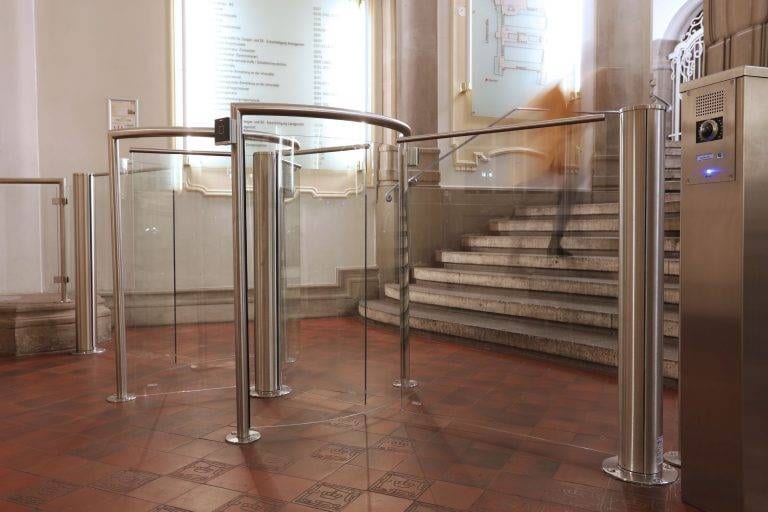 Vereinzelungsanlage halbhohes Drehkreuz