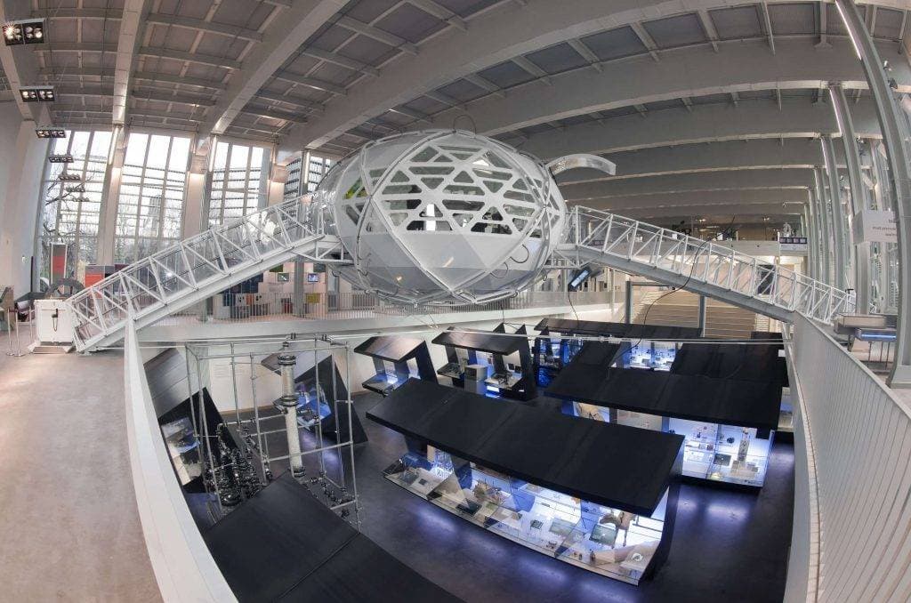 Ufo München Weltraumkapsel-Ausstellung im Museum