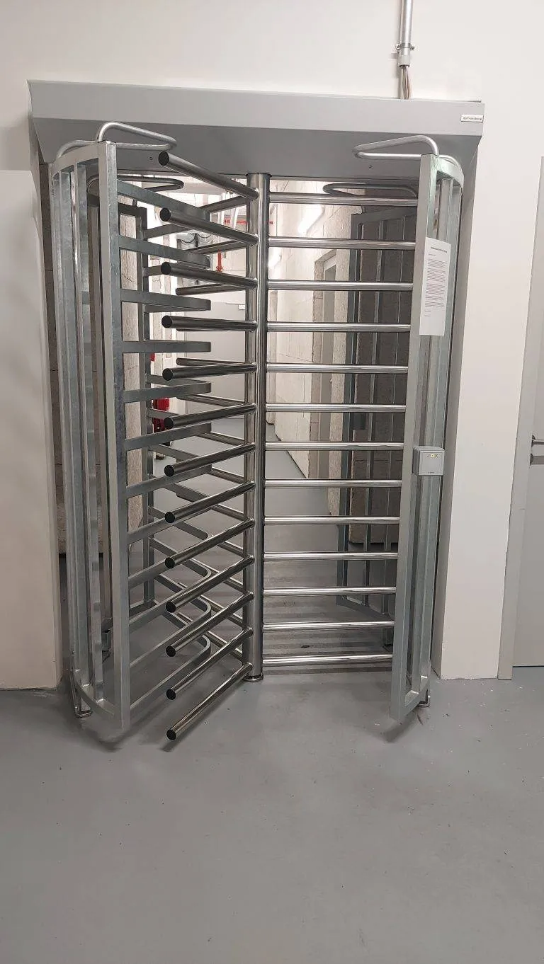 2 Drehkreuz FTS Ausführung RC2 Eingangsseite