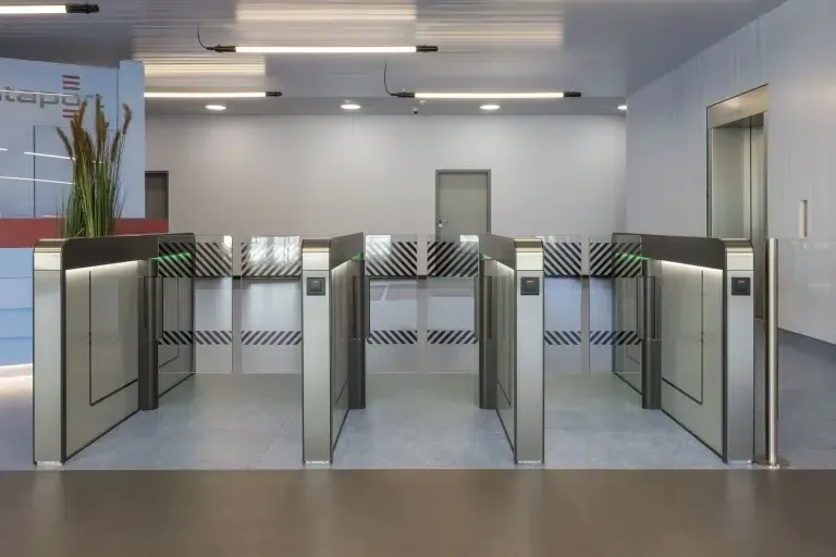 3-dataport-kiel-sensorschleuse-argus-60-edelstahl-mit-glaspaneelen-1