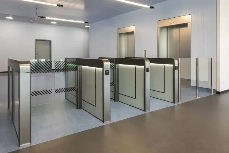 4-dataport-kiel-sensorschleuse-argus-60-edelstahl-mit-glaspaneelen-1