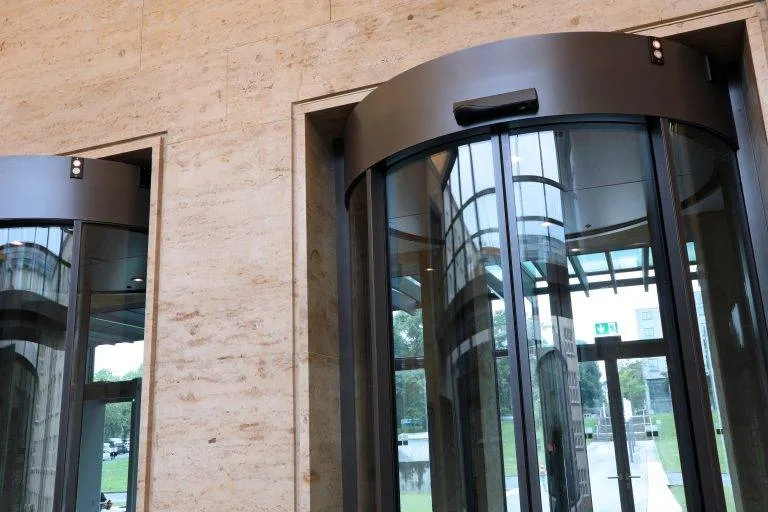 9 Sicherheitsschleuse Detail