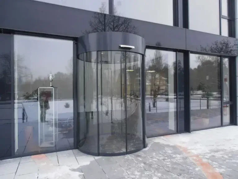 gebogenene-schiebetueren-09