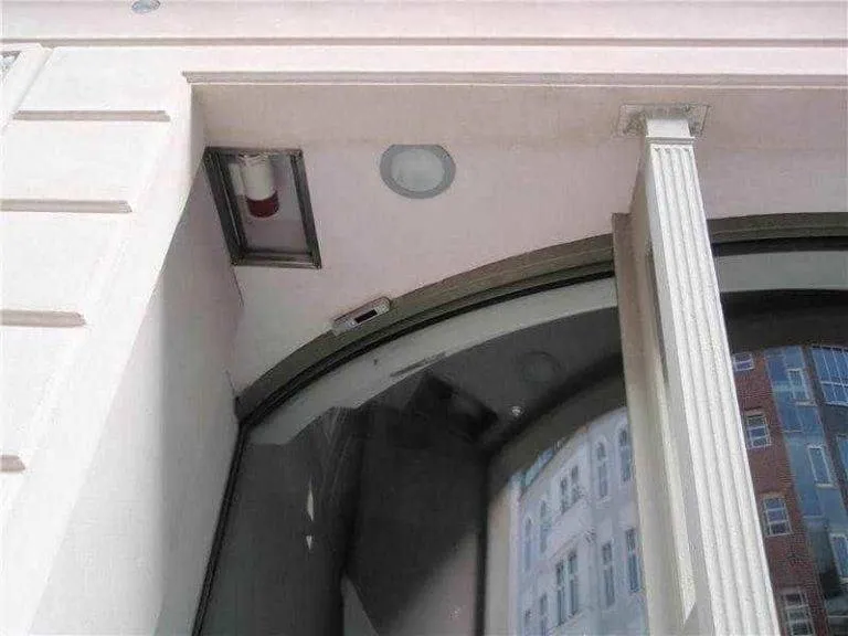 gebogenene-schiebetueren-16