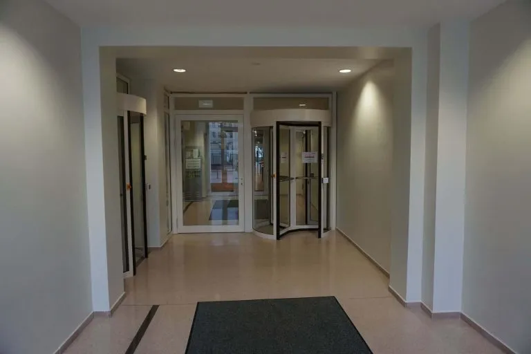 sicherheitskarusseltueren-016